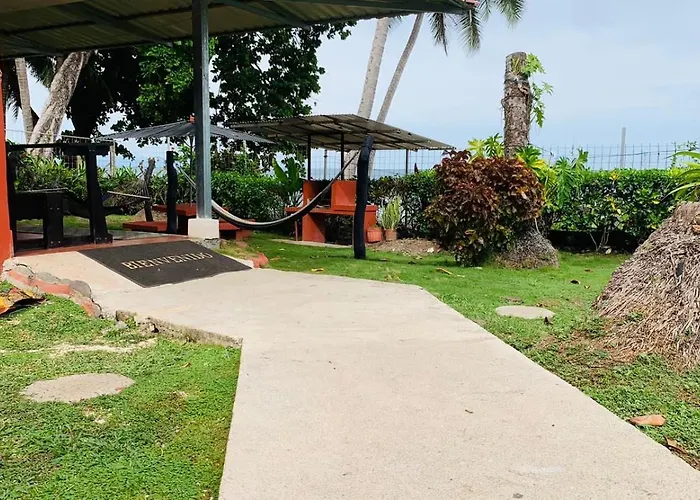 Hotel Cabinas Mar Y Cielo